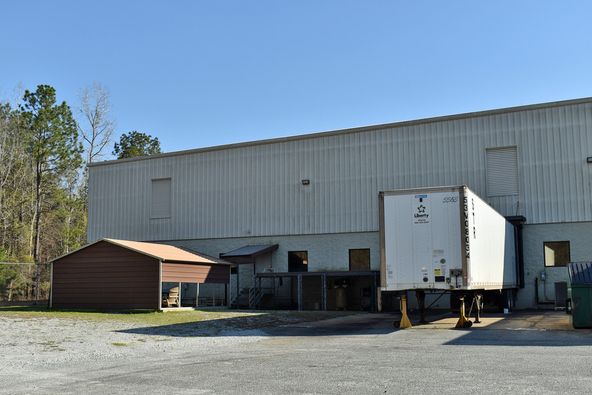 20 Downing Dr, Phenix City, AL 36869